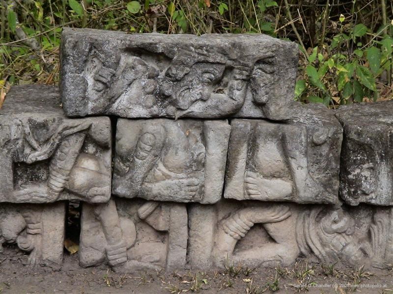 Bas relief at Las Sepulturas