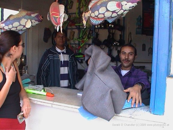 Dive Shop in Sharm with Wet Suit on Offer