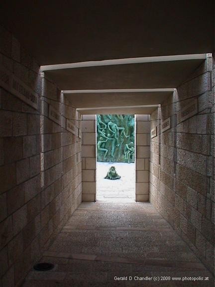 tunnel to ring of horror